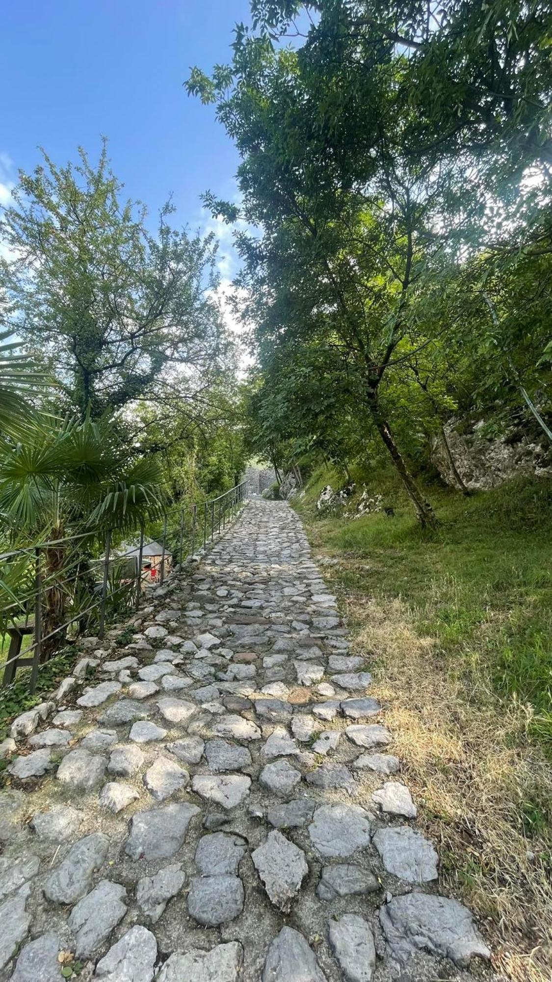 Hotel Miramonti Dro Esterno foto