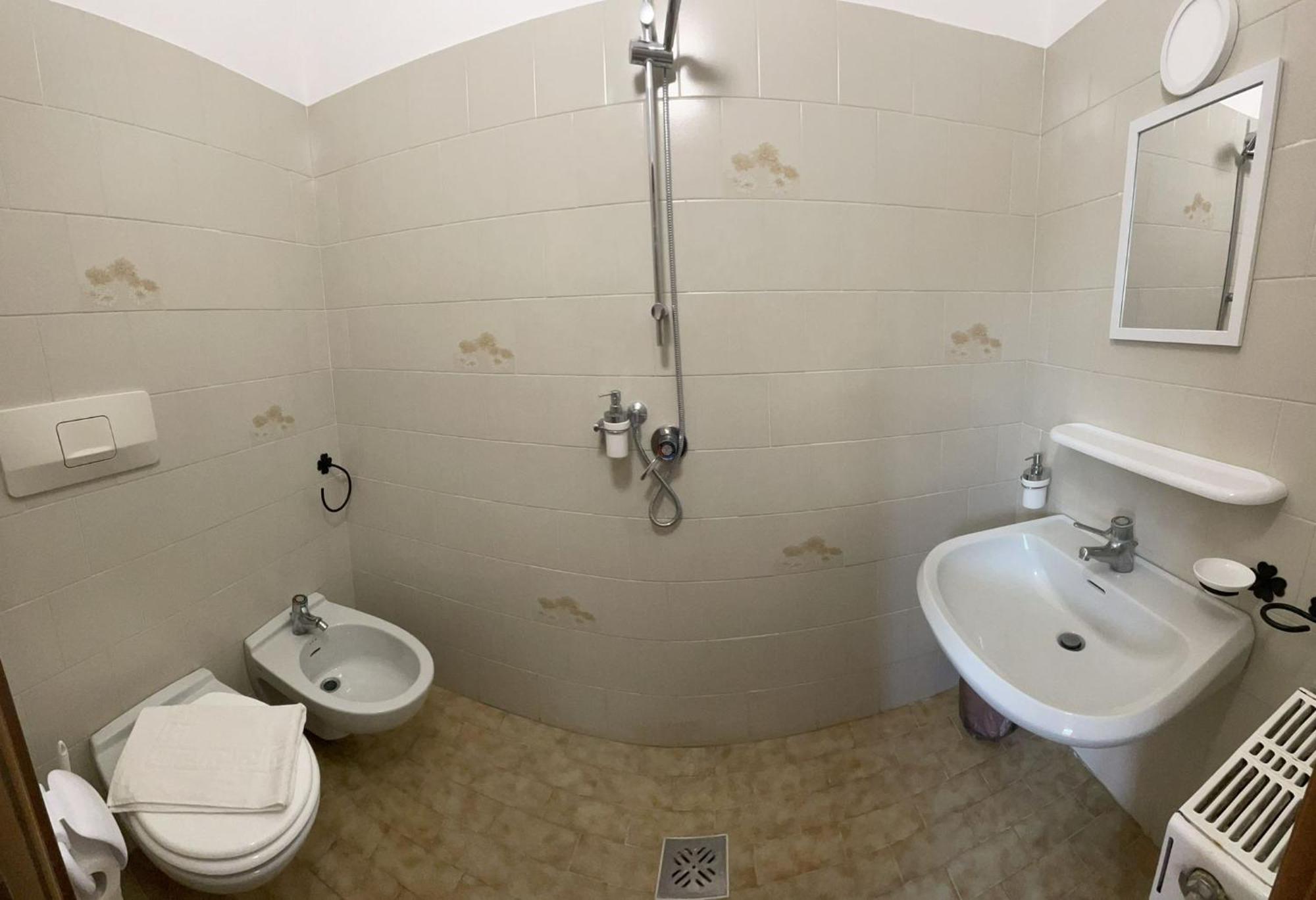 Hotel Miramonti Dro Esterno foto
